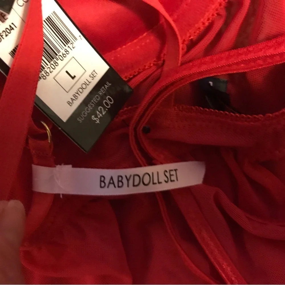 Daisy Fuentes brand new